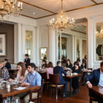 découvrez pourquoi le casino crown perth, situé à perth en australie, est l’endroit incontournable pour les passionnés de jeux, avec ses installations luxueuses, une grande variété de jeux, des divertissements exclusifs et une expérience inoubliable.